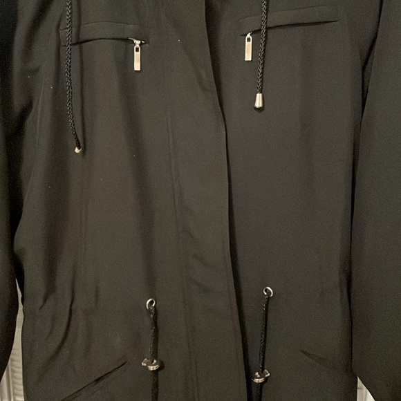Long sleeve black winter coat - Picture 3 of 6